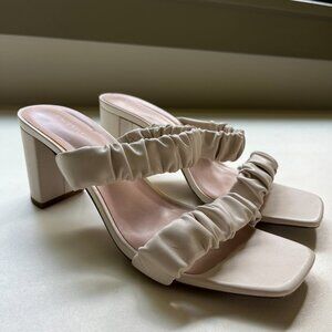 Sincerely Jules "Katie" Cream Ruched Dress Sandle Size 9